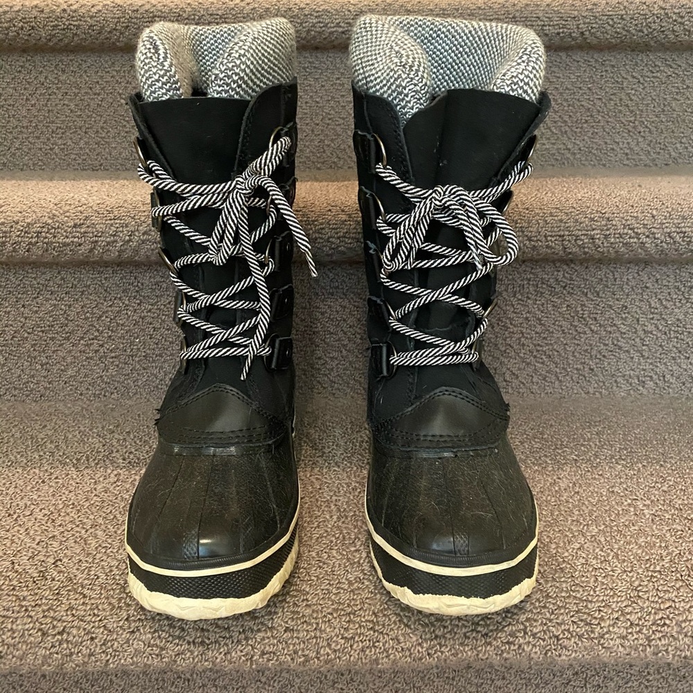Alpinetek Women’s winter boots, Size 7